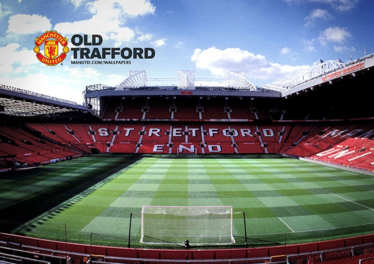 球吊入禁区 球吊入禁区